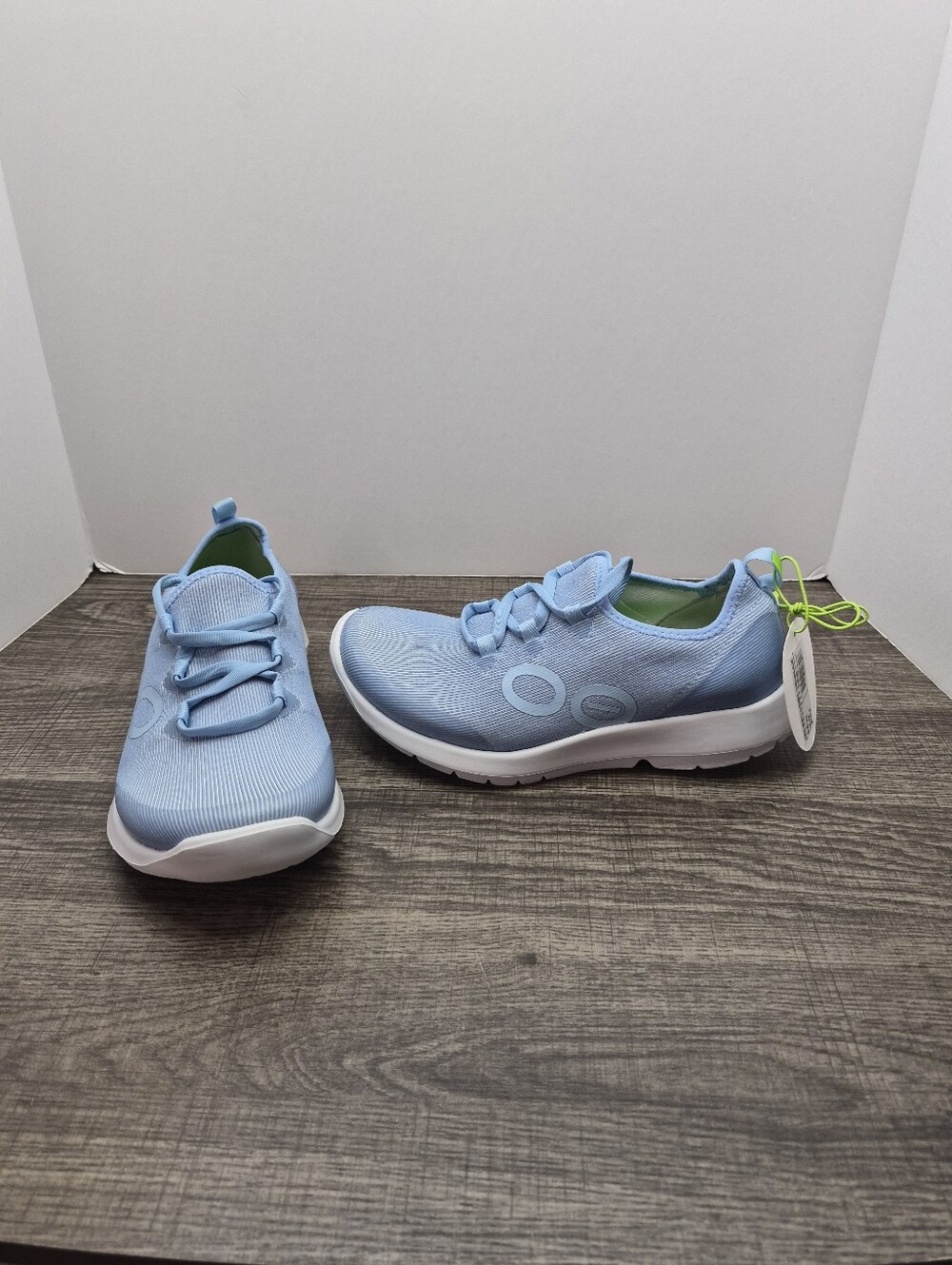 Oofos OOmg Sport LS Low Recovery Shoes Womens Sz 6.5 Carolina Blue New
